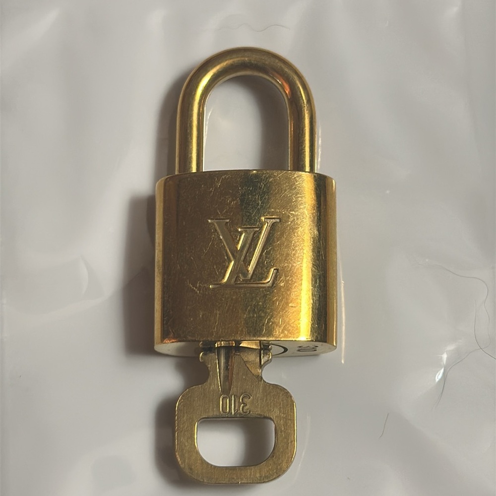 Louis Vuitton gold lock and key 🔐 310